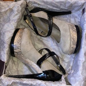 Bakers pumps size 7 used